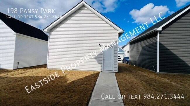 Building Photo - 198 Pansy Pk