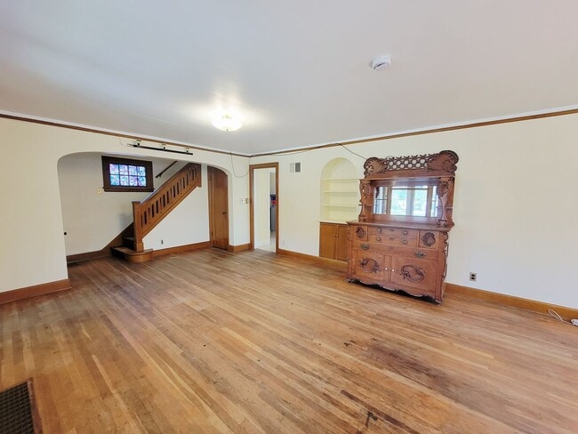 Primary Photo - 3-Bedroom Home in Juneau’s Desirable Downt...