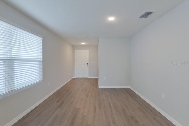 Building Photo - 8661 SW 43rd Ter