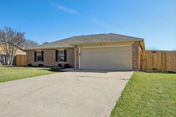 Building Photo - 7020 Green Ridge Trl