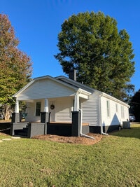 Building Photo - 506 Pickens St