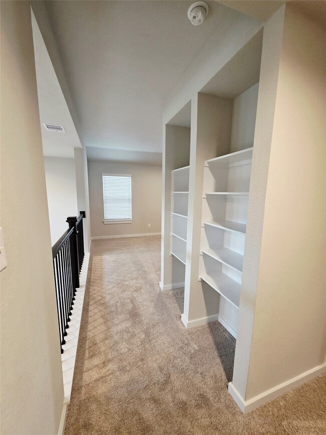 Building Photo - 13022 Mid Stocket Dr