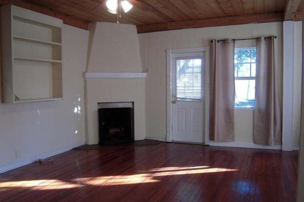 Building Photo - 301 Central Dr