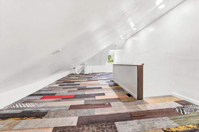 Building Photo - Available Now – Move-In Ready Paoli Gem With Updated Finishes, Loft Space & Parking