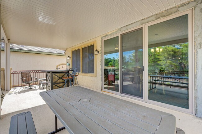 Building Photo - 4 Bedroom With a Pool in North Las Vegas- ...