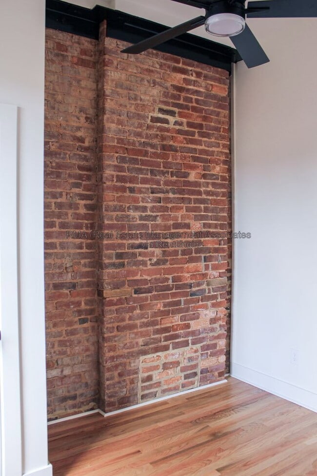 Building Photo - 6 Zebulon Street