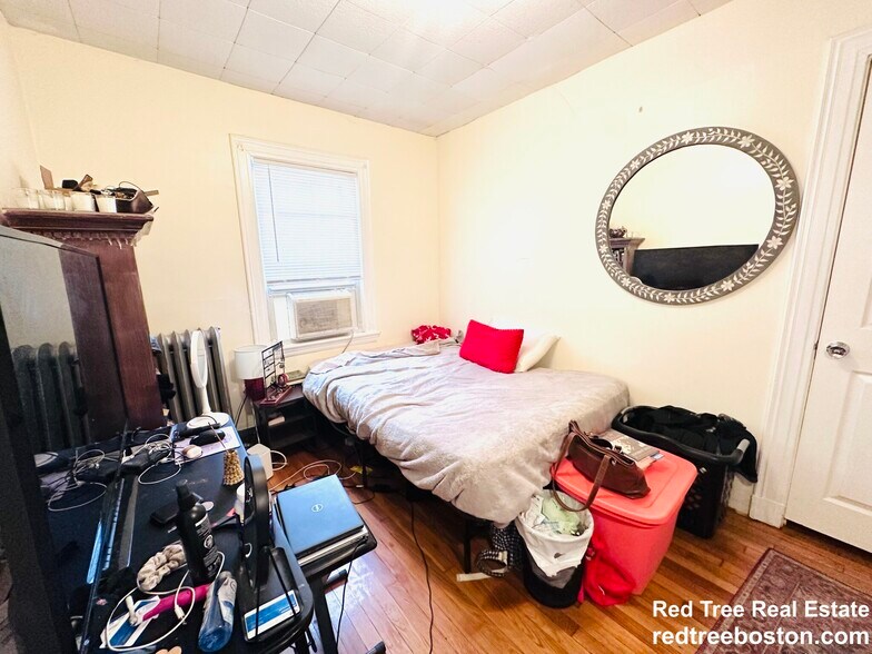 Building Photo - 113 Lanark Rd