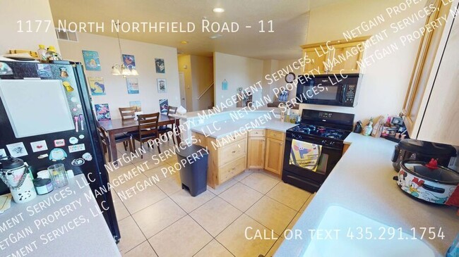 Building Photo - 1177 N Northfield Rd