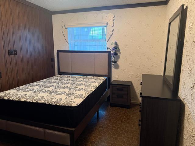 Building Photo - 2309 Richwood Dr