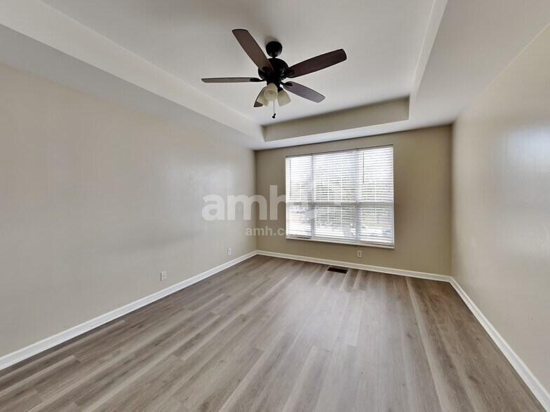 Building Photo - 2365 Edencrest Dr