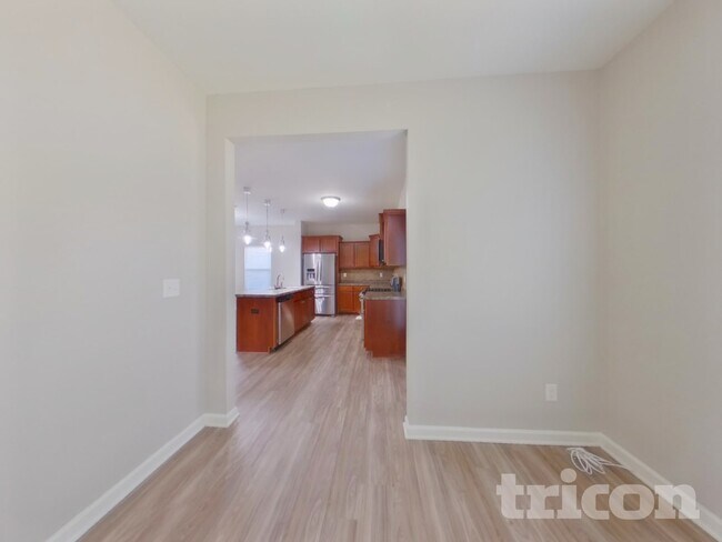 Building Photo - 1551 Peabody Court