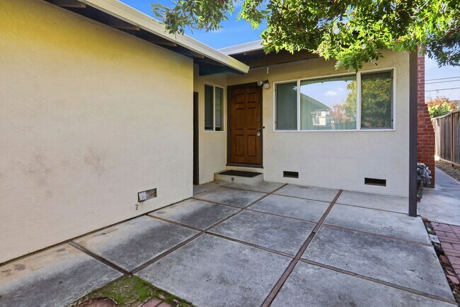 Building Photo - 1559 S Wolfe Rd