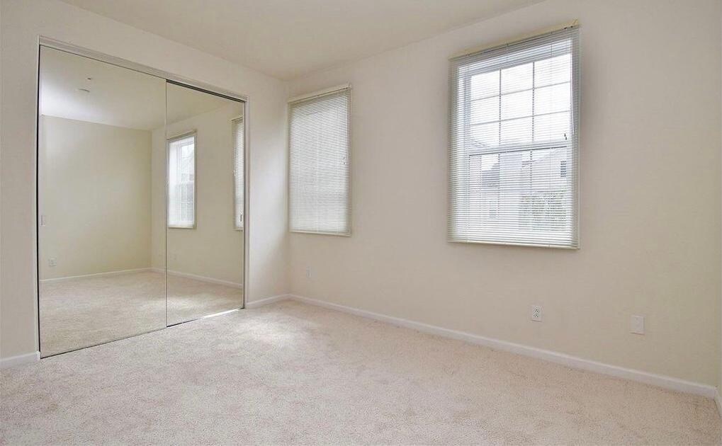 Building Photo - 3624 Whitworth Dr