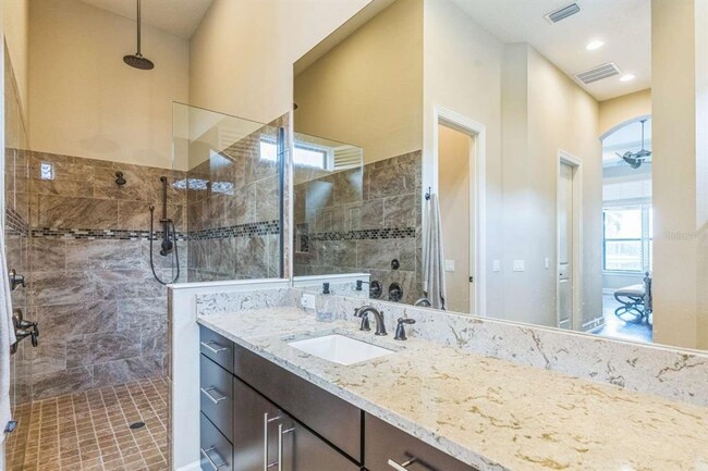 Building Photo - 13208 Malachite Dr
