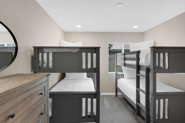 Building Photo - 84131 Azzura Way