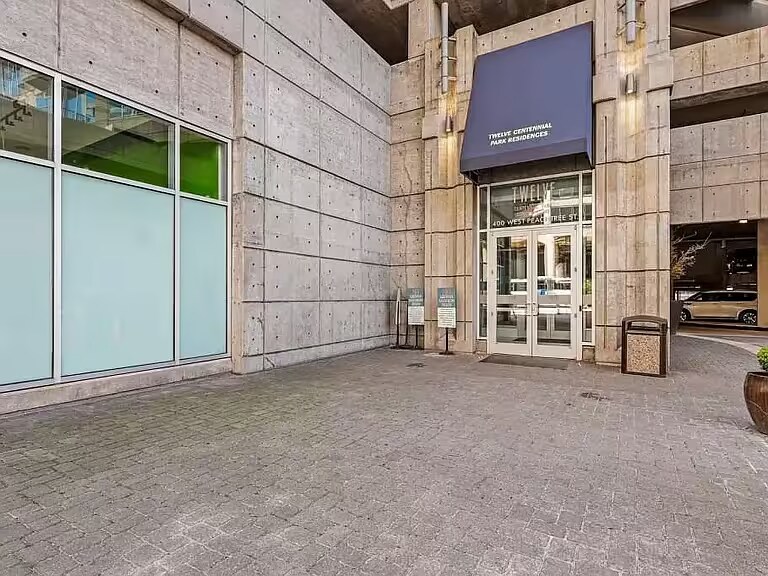 Building Photo - 400 W Peachtree St NW