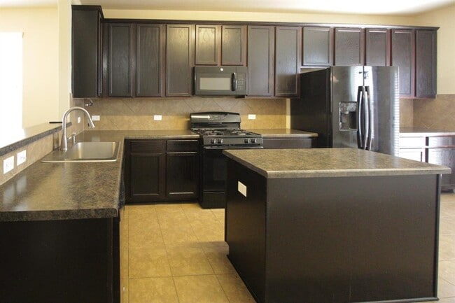 Building Photo - 1508 Colton Ln