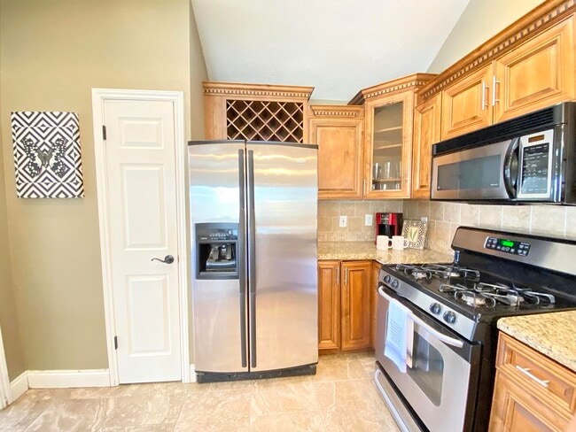 Building Photo - 20538 Blue Beech Dr