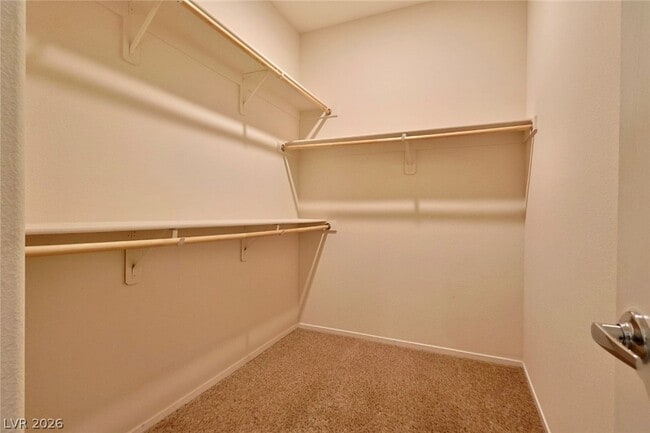 Building Photo - 2124 Del Aqua Ave