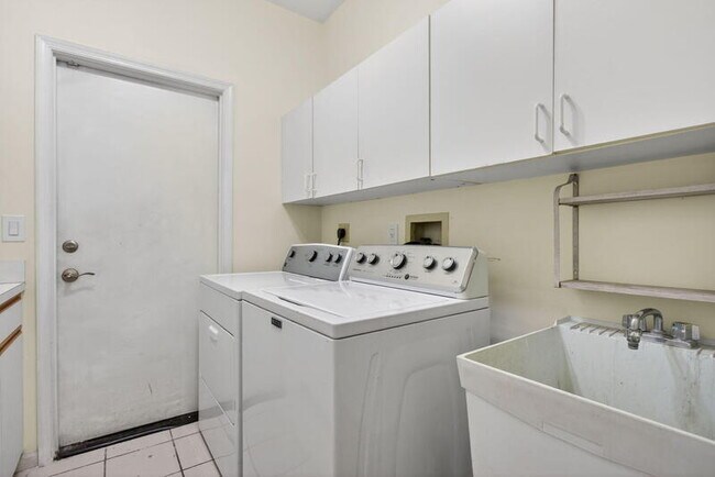 Building Photo - 10027 Umberland Pl