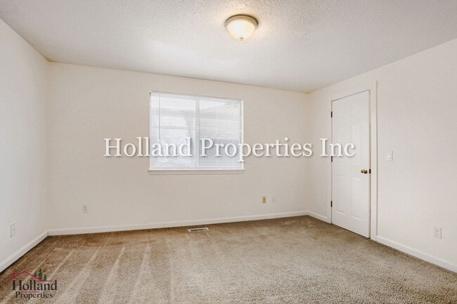 Building Photo - 13178 SW Tamera Ln