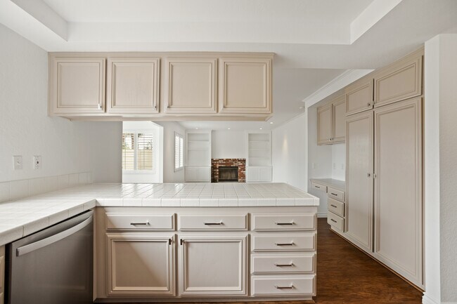 Building Photo - 20209 Edmund Rd