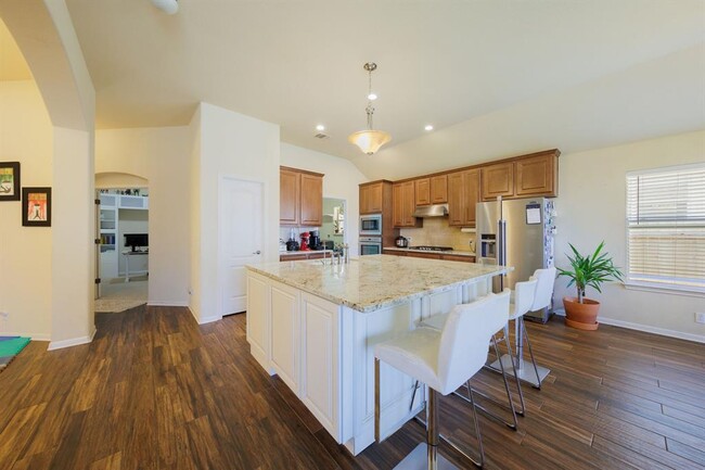 Building Photo - 231 St Richie Ln