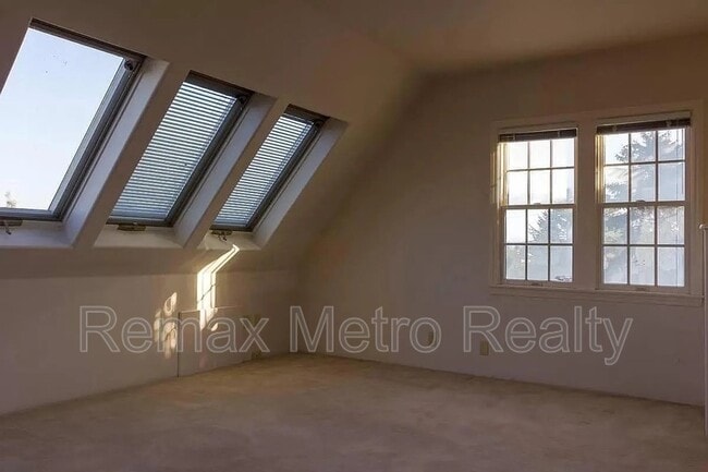 Building Photo - 6220 S Perry St