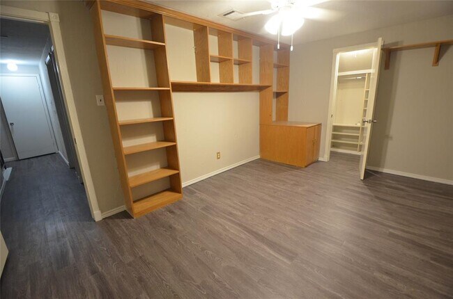 Building Photo - 5307 Sweetwind Ln