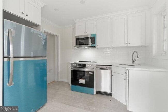 Building Photo - 4813 20th Pl N