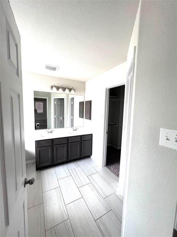 Building Photo - 5411 Rustic Ruby Dr