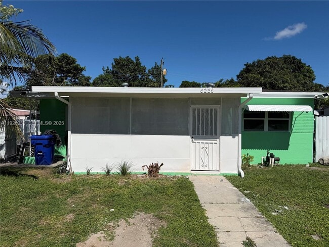 Building Photo - 6239 Grant Ct