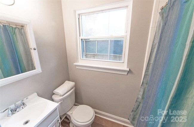 Building Photo - 2730 Holt St