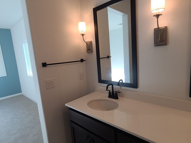 Building Photo - Three Bedroom Three Bathroom Home with Solar