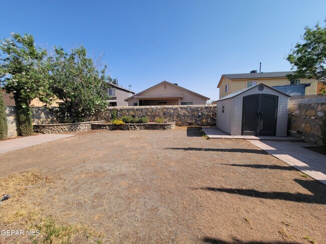 Building Photo - 14267 Pacific Point Dr