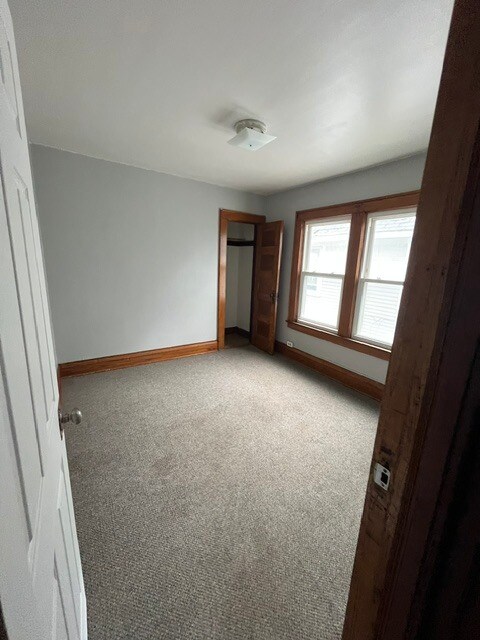 Building Photo - 29 Trenaman St