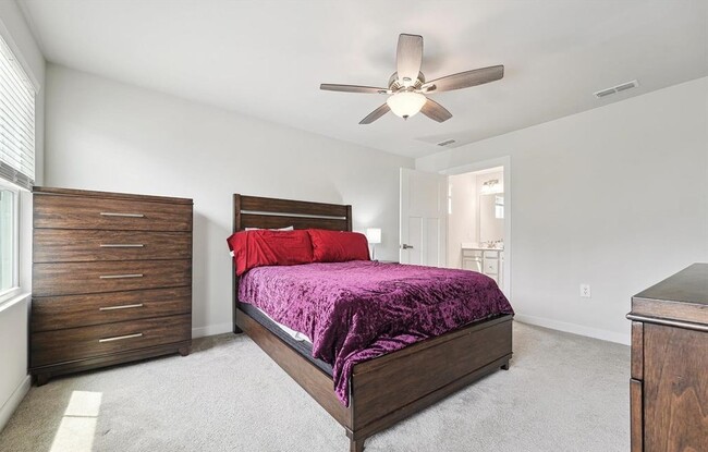 Building Photo - 8792 Kenridge Ln