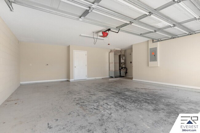 Building Photo - 71 Wellwood Ln