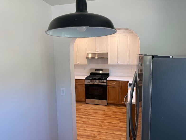 Building Photo - 2734 Lytelle Pl