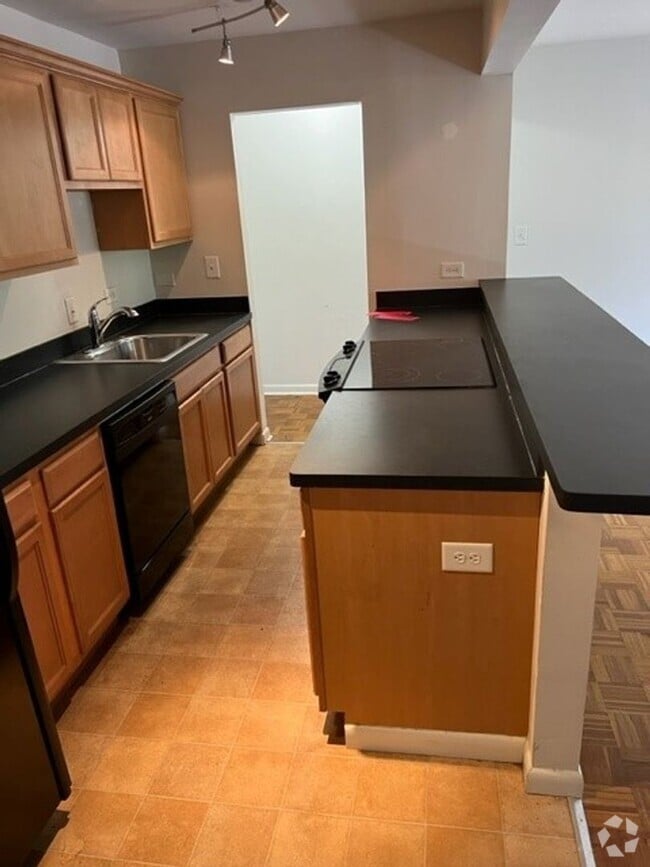 Building Photo - 1 BR, 1 Bath apartment.