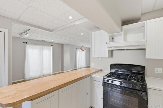 Building Photo - 248 Depew Ave