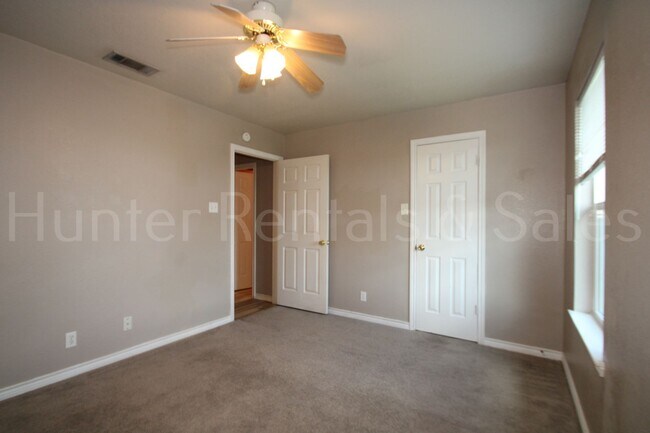 Building Photo - Well-Maintained & Move-In Ready in South Killeen