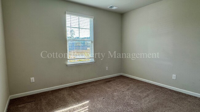 Building Photo - 1114 Forest Glen Dr