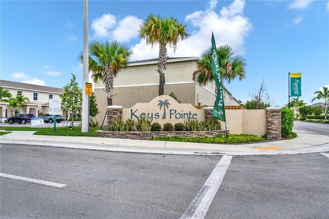 Building Photo - 496 NE 4th Terrace