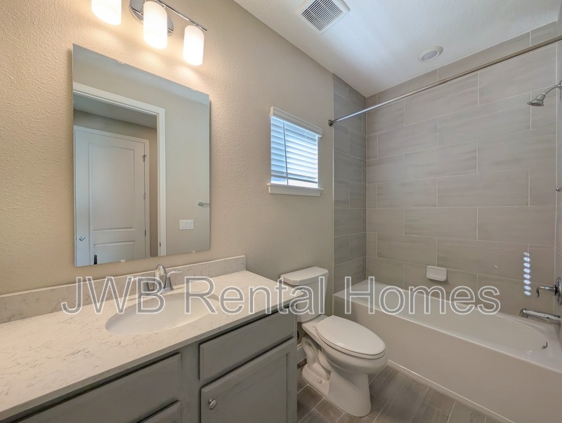 Building Photo - 95 Sadler Ct