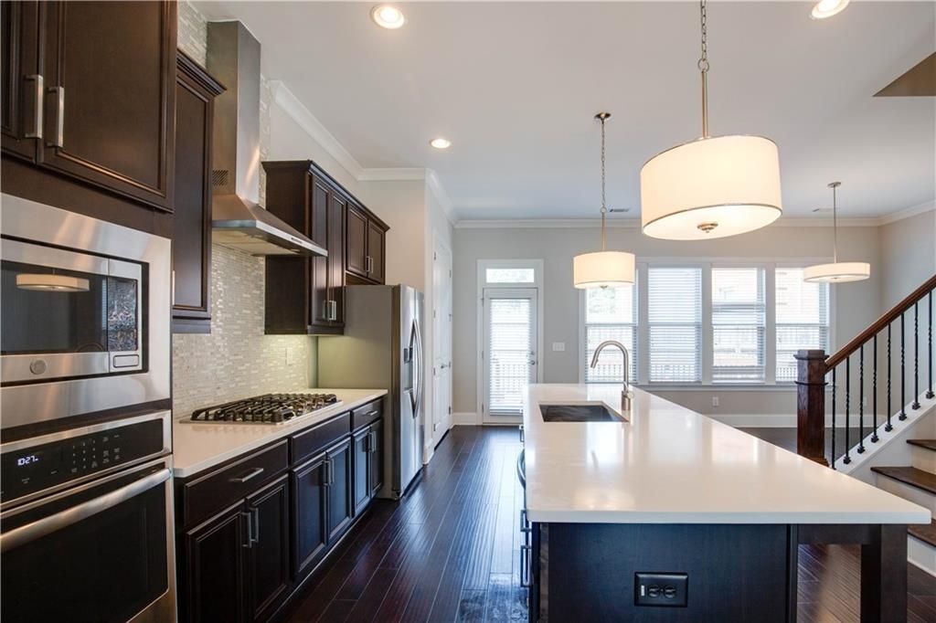 Building Photo - 1959 Townsend Ct