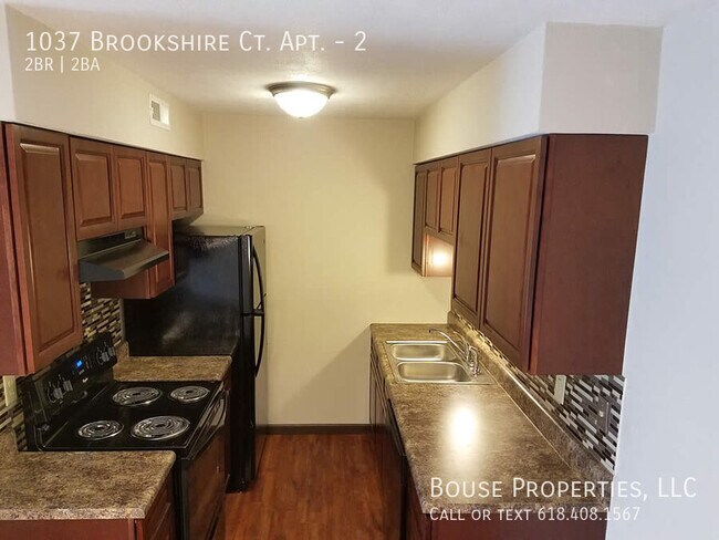Building Photo - 1037 Brookshire Ct