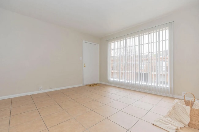 Interior Photo - Southern Oaks Apartments