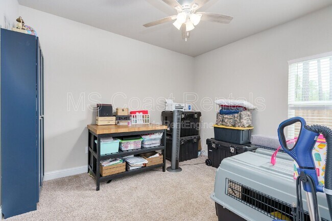 Building Photo - 5702 Overland Dr