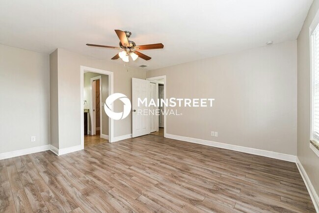 Building Photo - 3 Bedroom Pet-Friendly Home in CAPE CORAL, FL with Main Street Renewal